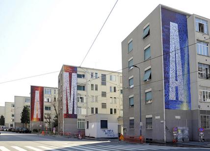 Street Art: tre murales per dare colore a case popolari di via del Turchino