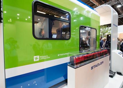 Lombardia, nuovi treni diesel-elettrici: FNM e Stadler presentano il mock-up