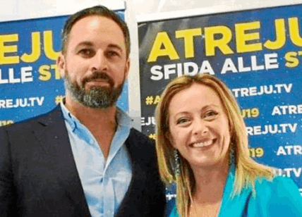 Abascal a Madrid, Meloni a Roma. I motivi del successo di Vox e FdI