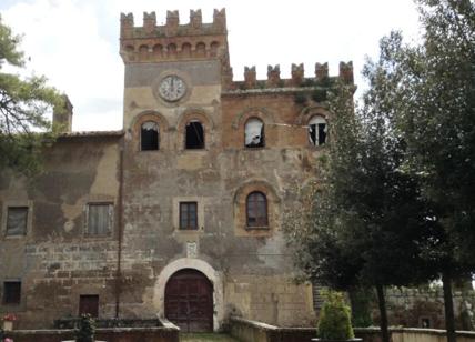 Vendesi castello vicino Roma, online l'annuncio del Demanio: costa 340.000€