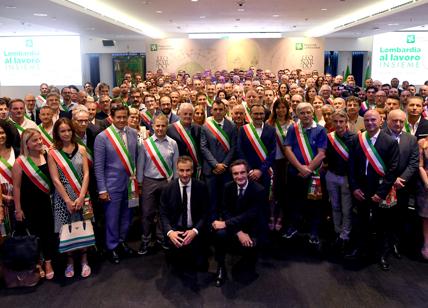 Lombardia, Fontana ha incontrato i sindaci eletti alle ultime elezioni. Foto