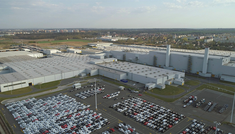 Groupe PSA produrra i furgoni di grandi dimensioni a Gliwice in Polonia fino a fine 2021