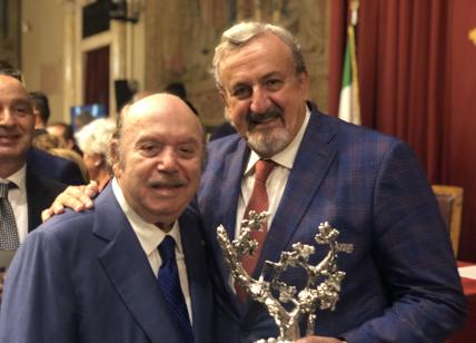 Premio 'Vigna d'Argento' a Lino Banfi e Michele Emiliano