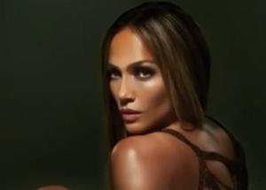 JENNIFER LOPEZ NUDA LANCIA 'BAILA CONMIGO. Le foto delle Vip