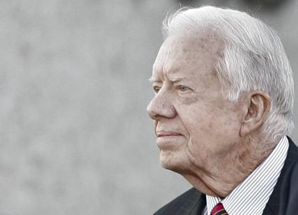 Usa: l'ex presidente Jimmy Carter operato, nessuna complicazione