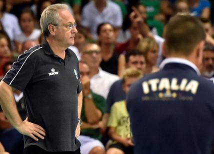 Julio Velasco addio: smette di allenare al volley. Annuncio di Modena