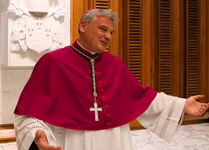 Elemosiniere del Papa, "miracoli" con i soldi del Vaticano? No, degli italiani