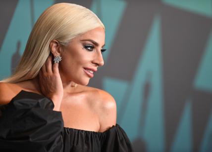 Lady Gaga lancia linea prodotti bellezza in esclusiva su Amazon