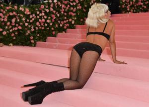 LADY GAGA E BRADLEY COOPER: LA VENDETTA DI IRINA SHAYK! LADY GAGA NEWS