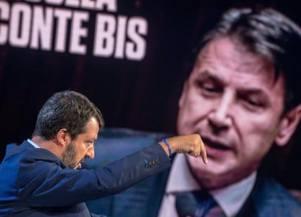 Salvini: "Conte mi batte nei sondaggi? E' il peggior governo del dopoguerra"