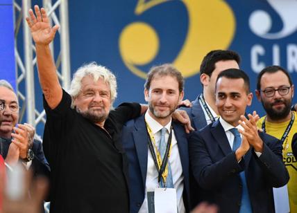 Governo, dal conclave 5S addio a Salvini: "Inaffidabile. Noi il 20 con Conte"