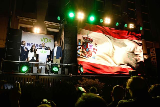 Un convegno di Vox, spesso criticato per posizioni nostalgiche Un convegno di Vox, spesso criticato per posizioni nostalgiche