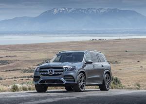 Nuovo Mercedes-Benz GLS :eleganza lussuosa dal carattere offroad