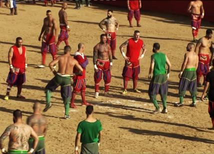 I nuovi gladiatori, Italia 1 svela i segreti del calcio storico fiorentino