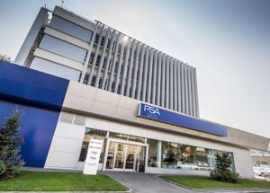 Peugeot festeggia mezzo secolo di attività in Italia