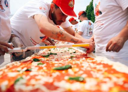 A Napoli la "pizza da Guinness". 500 metri per unire tutta l'Italia