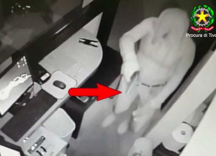 Si drogano e vanno a rapinare 3 negozi in una mattina. Sparano per 2500 euro Si drogano e vanno a rapinare 3 negozi in una mattina. Sparano per 2500 euro