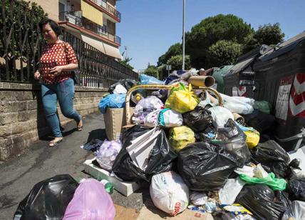 Emergenza rifiuti, la spazzatura di Roma nelle Marche: accordo tra le regioni