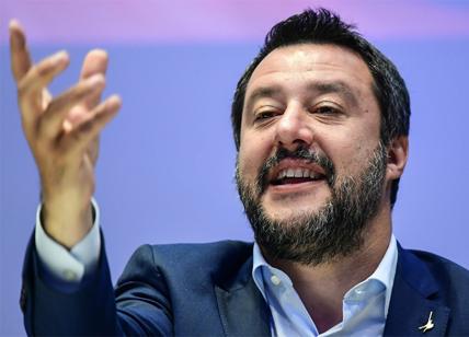 Lega, Salvini e la svolta in piazza a Roma: meno immigrazione, più economia
