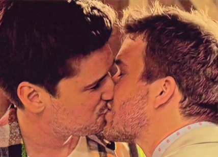Ascolti Tv Auditel: Matrimonio Gay su Rete4, Tempesta D'Amore diventa "Omo"