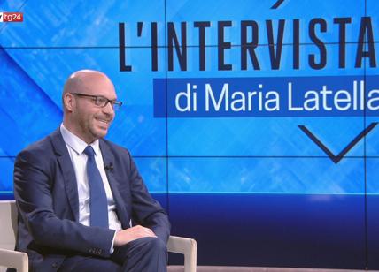 Lorenzo Fontana: "Chat Di Maio-Salvini? Tra persone intelligenti ci si parla"