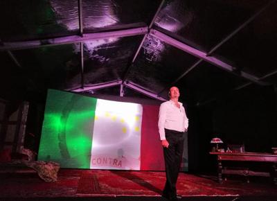 Sylos Labini che intepreta D'Annunzio