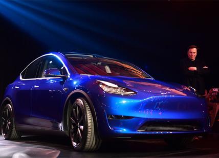 Tesla presenta Model Y, il suo nuovo SUV compatto