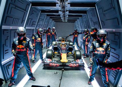 Team Aston Martin Red Bull Racing, pit stop a gravità zero