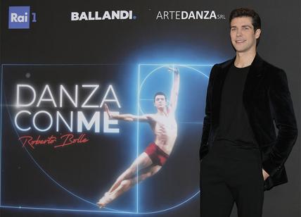 Roberto Bolle torna in tv. 'Danza con Me' con super ospiti nel Capodanno Rai