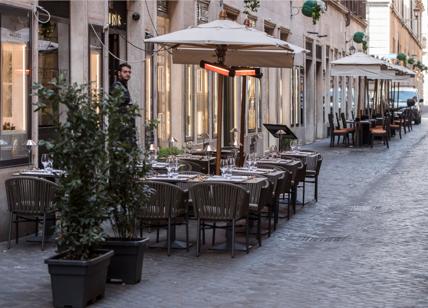 Fase 2: Raggi a Roma prova a salvare ristoranti e bar. Via libera ai tavoli