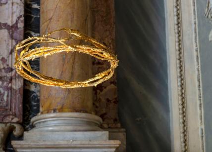 Novità nella basilica di Sant'Agostino: c'è una corona di rami di rose d’oro