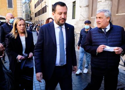 Salis, la maggioranza litiga. Tajani a Salvini: "Più si sta zitti, meglio è"