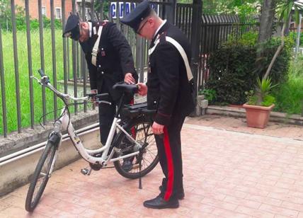 Finto cieco a Palermo, incassava la pensione di invalidità ma girava in bici