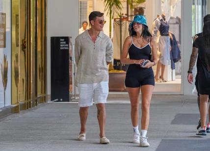 Miami, il calciatore Paulo Dybala fa shopping con la fidanzata Oriana Sabatini