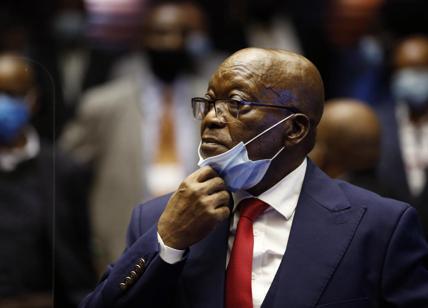 Sudafrica: l'ex presidente Jacob Zuma condannato a 15 anni per oltraggio