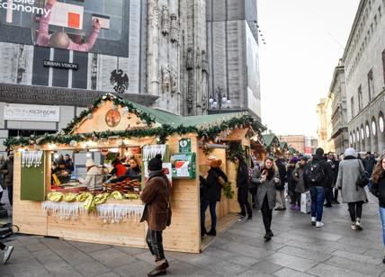 Milano: Sala, "La città è piena, sarà un Natale quasi normale"