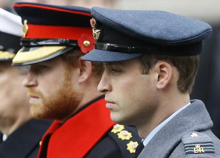 Anche al Funerale del Principe Filippo, William e Harry sono in guerra - FOTO