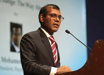 Maldive, ex presidente Nasheed in condizioni critiche dopo attentato