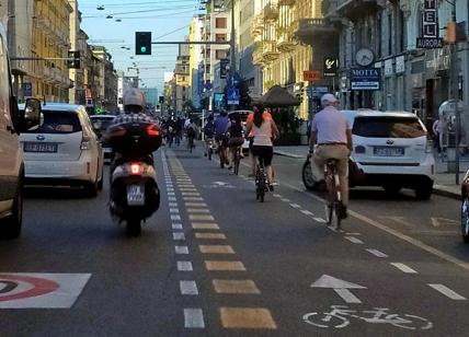 Pnrr, a Milano in arrivo 480 milioni per la mobilità: più bus e ciclabili