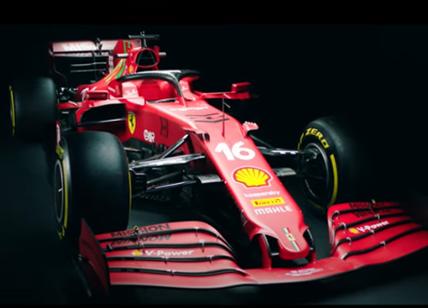 Ferrari SF21, ecco la Rossa del rilancio per Leclerc e Sainz. Foto-Video
