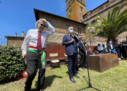 Sgarbi nomina Andrea Bocelli e Paolo Portoghesi cittadini onorari di Sutri
