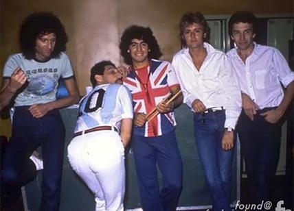 Dopo Maradona, "risorge" anche Freddie Mercury: nuovo singolo coi Queen VIDEO