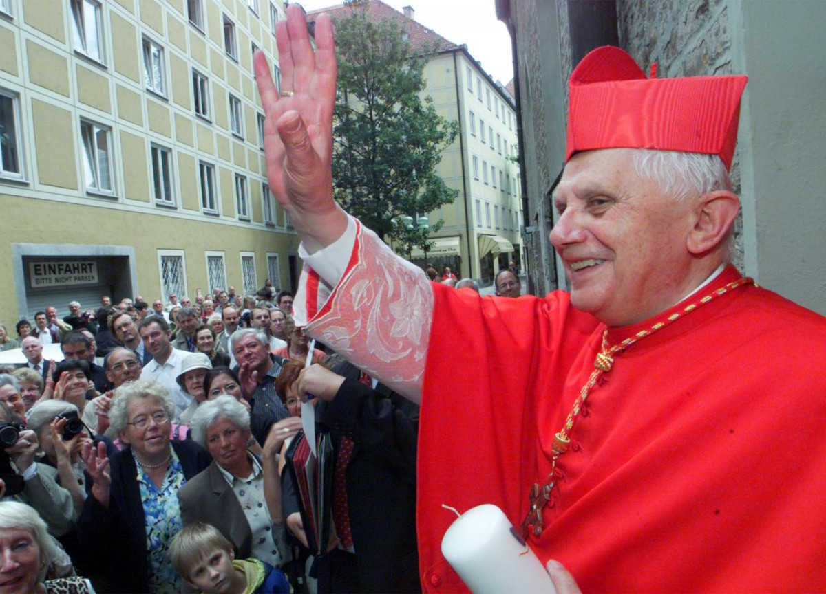 chiesa, papa ratzinger, preti pedofili