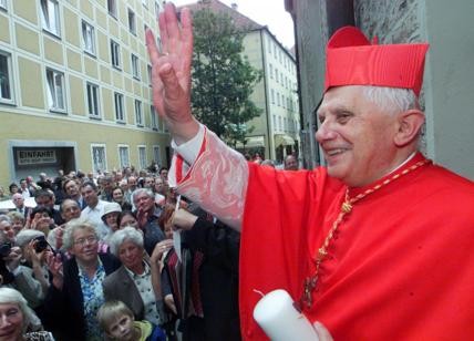 Preti pedofili, Ratzinger denunciato: violazione dei diritti umani. L'esposto