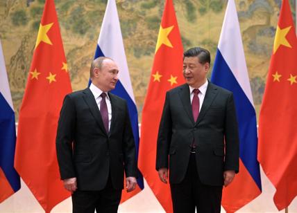 Xi Jinping appoggia Putin: "Gli USA destabilizzano Europa e Asia"