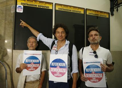 Italia chiusa per Ferragosto: outsider alla sfida della raccolta delle firme