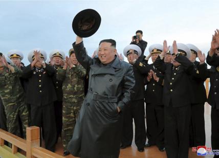 Corea del Nord, maxi parata di Kim. Presenti anche Shoigu e un uomo di Xi