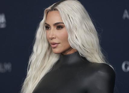 Kim Kardashian condanna Balenciaga dopo la campagna coi bambini: "Disgustata"