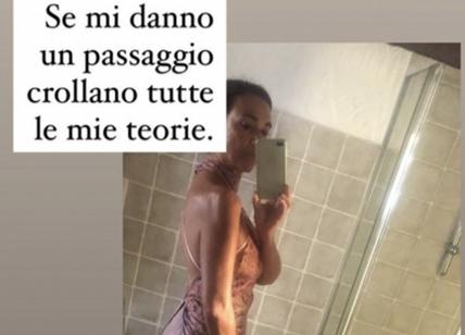 La Bignardi provoca sui social: "Vediamo se in lingerie mi danno un passaggio"