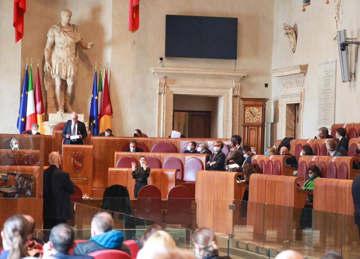 consiglio comunale roma aula giulio cesare